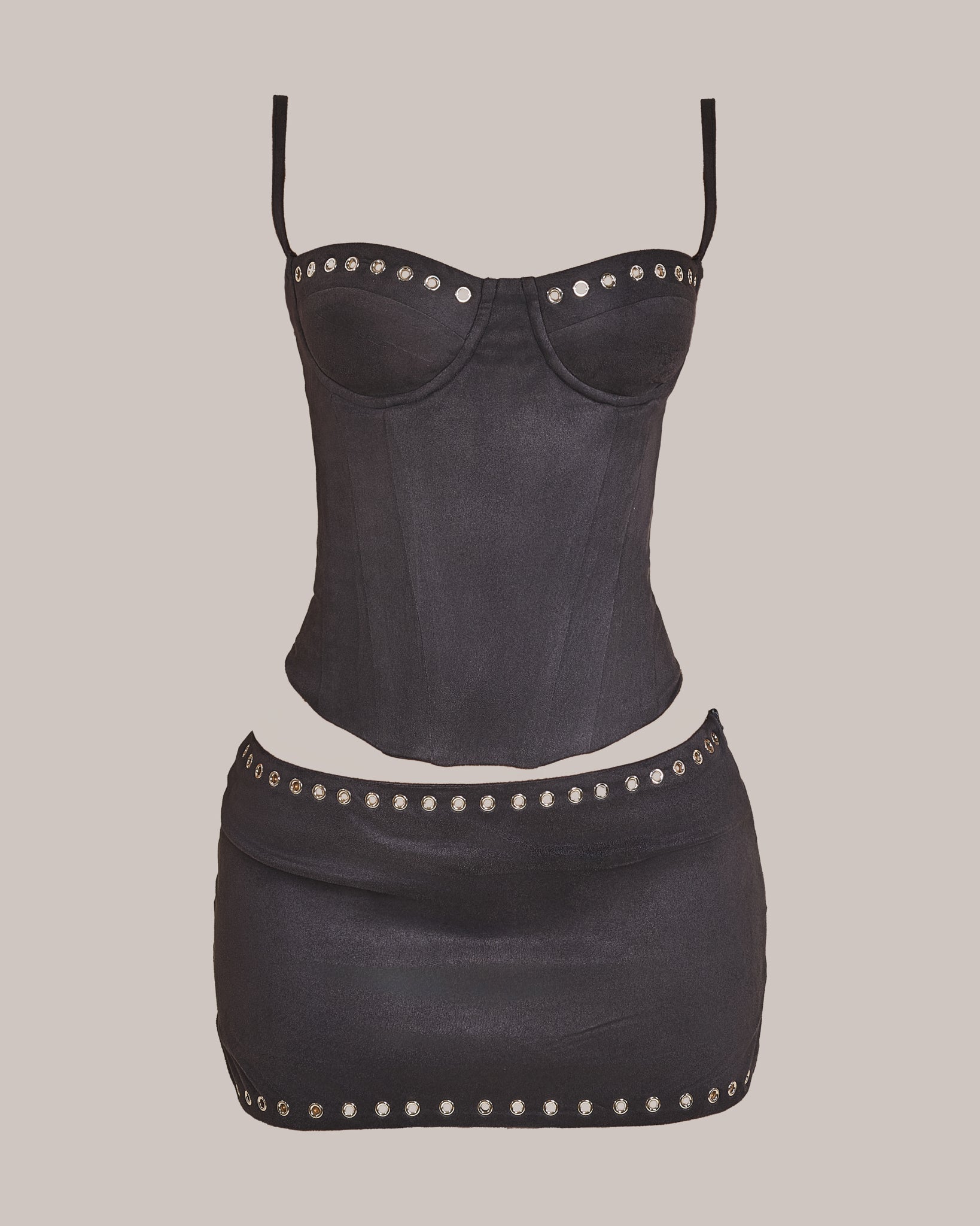 Sol y Mar - The Nyomi Set
